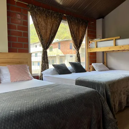 Holiday House - 3 Bedroom 3 Bathroom Banos  Room photo
